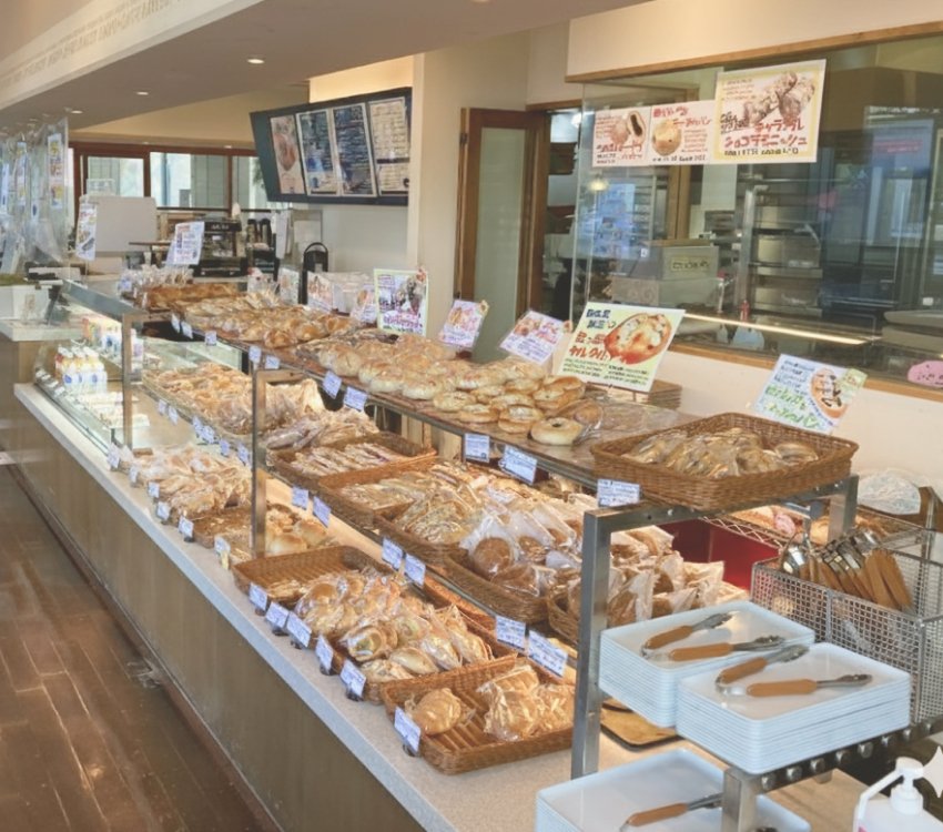 ベーカリー&カフェ事業